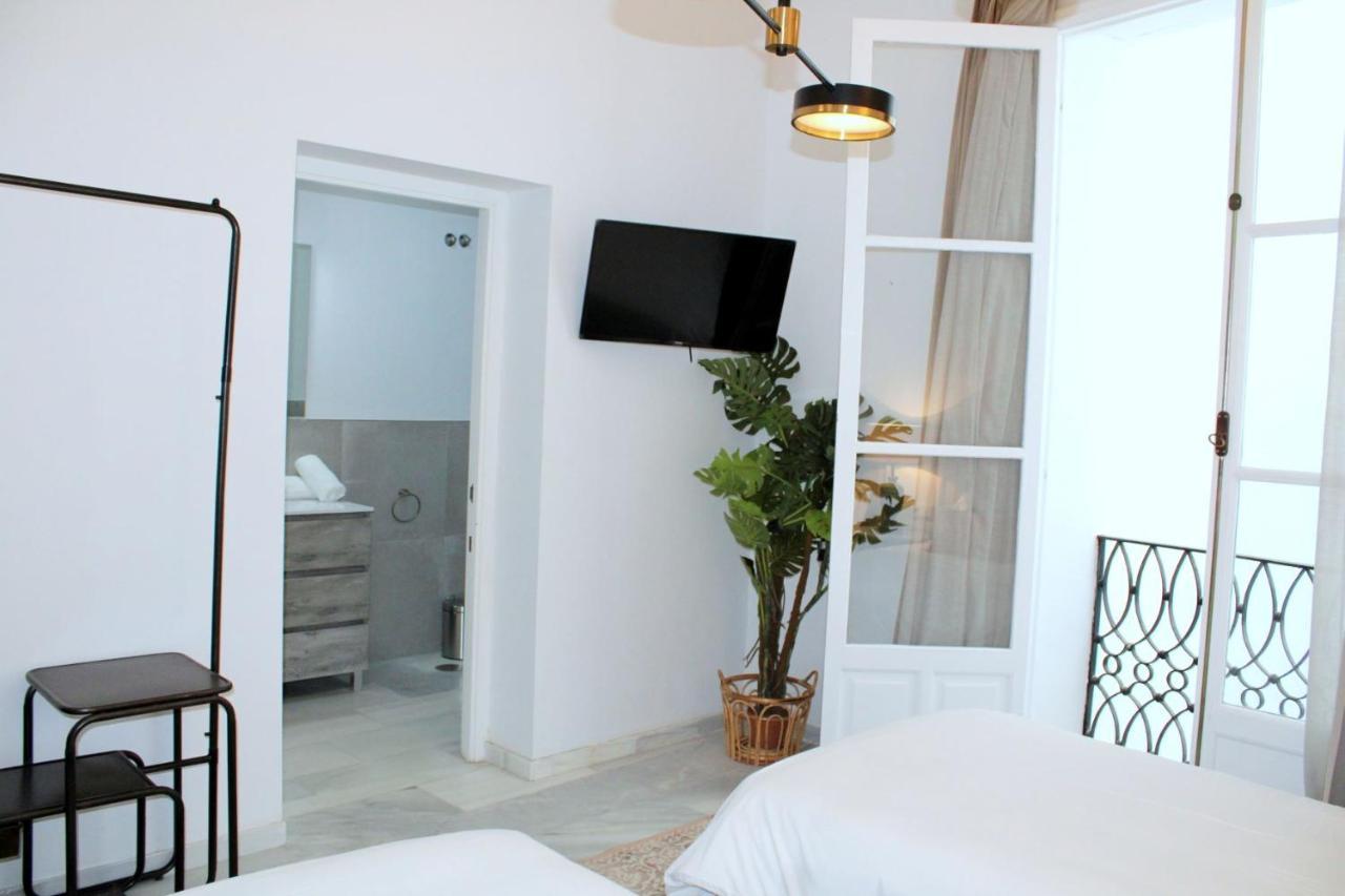 Roomsole Seville